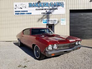 1968 Chevrolet Chevelle SS front right angle